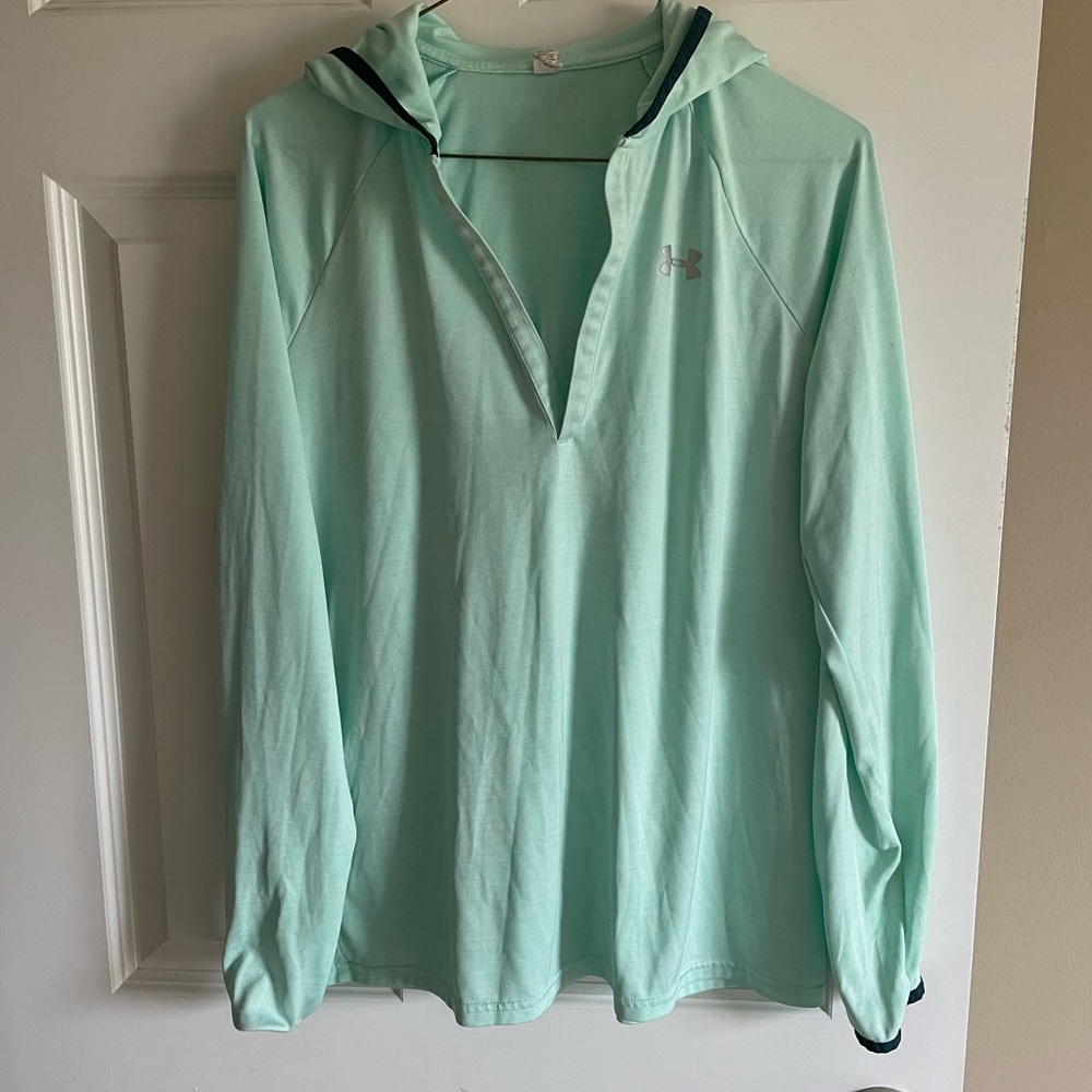 Thin Under Armour Long sleeve